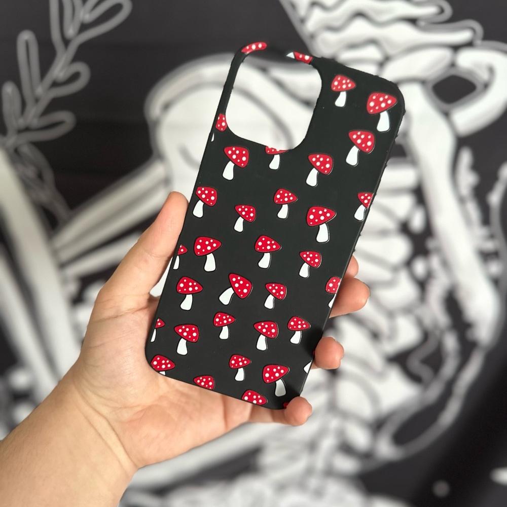 Mushrooms Iphone 13 Pro Max Case